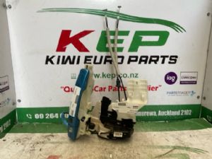 KIA Soul PS 2013-2019 RF Door Actuator