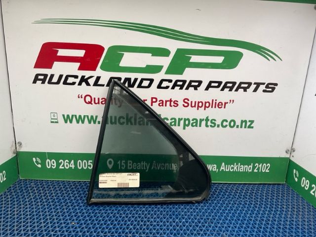 M.G MG3 Second Gen 2011-on LR Door Quarter Glass