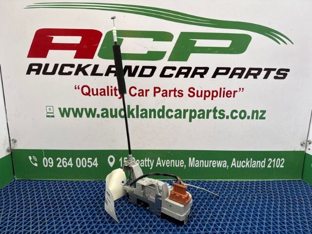 M.G MG3 Second Gen 2011-on RR Door Catch