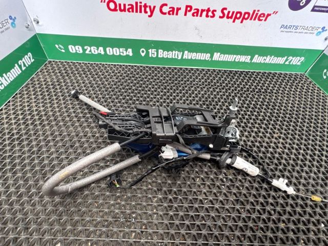 Volkswagen T-ROC A11 2017-on RF Door Exterior Handle