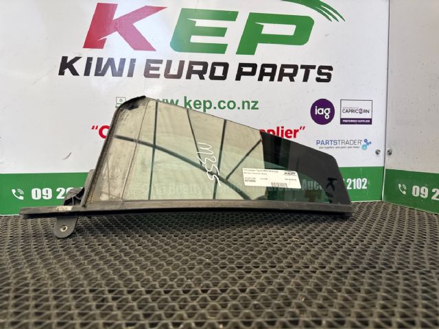 Volkswagen Tiguan MK2 2018-2020 RR Door Quarter Glass