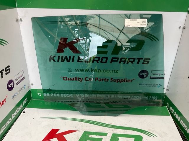 Volkswagen Tiguan MK2 2018-2020 RR Door Glass