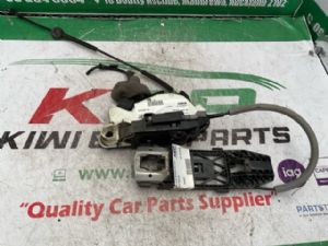 Volkswagen Amarok Amarok 2010-on RF Door Actuator