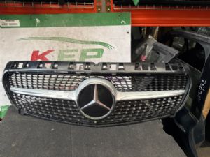Mercedes-Benz A Class W176 2012-2015 Front Bumper Grille