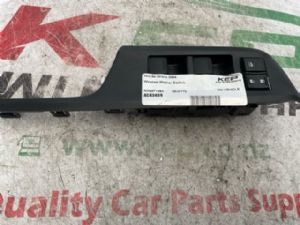 Honda Grace GM4 Window Master Switch