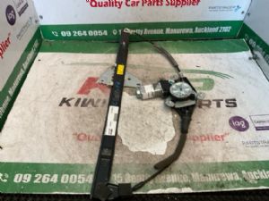 Mahindra XUV500 XUV500 2018-on RF Door Elec Regulator