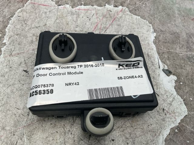 Volkswagen Touareg 7P 2016-2018 LF Door Control Module