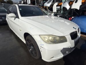 BMW 3 Series E91 320i 2005-2010
