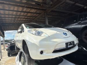 Nissan Leaf ZE0 2011-2016