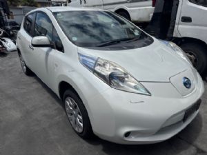 Nissan Leaf ZE0 2011-2016
