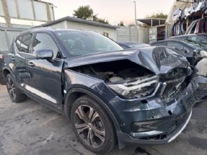 Volvo XC40 2017-On