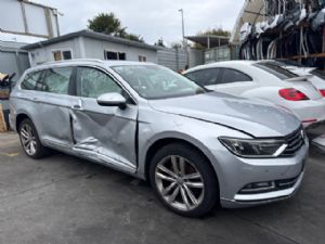 Volkswagen Passat B7 2005-2015