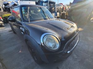 Mini Cooper S R55 2006-2010
