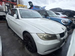 BMW 3 Series  325I E90