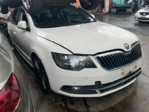 Skoda Superb 3T 2012-2015