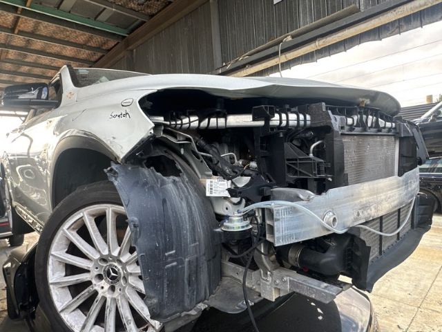 Mercedes-Benz GLA180 X156 2017-2019