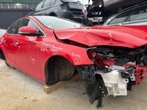 Volvo V40 P1 2012-2015